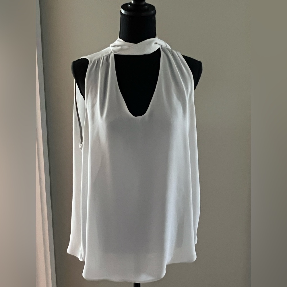 Sleeveless top